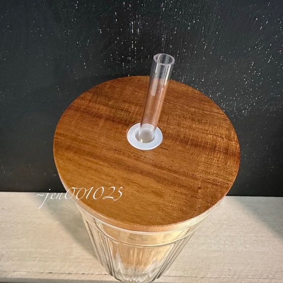 Hearth & Hand Magnolia 21oz Blush Fluted Glass Tumbler with Wood Lid - Picture 7 of 7